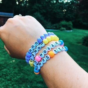 VSCO Bead Bracelets!💜